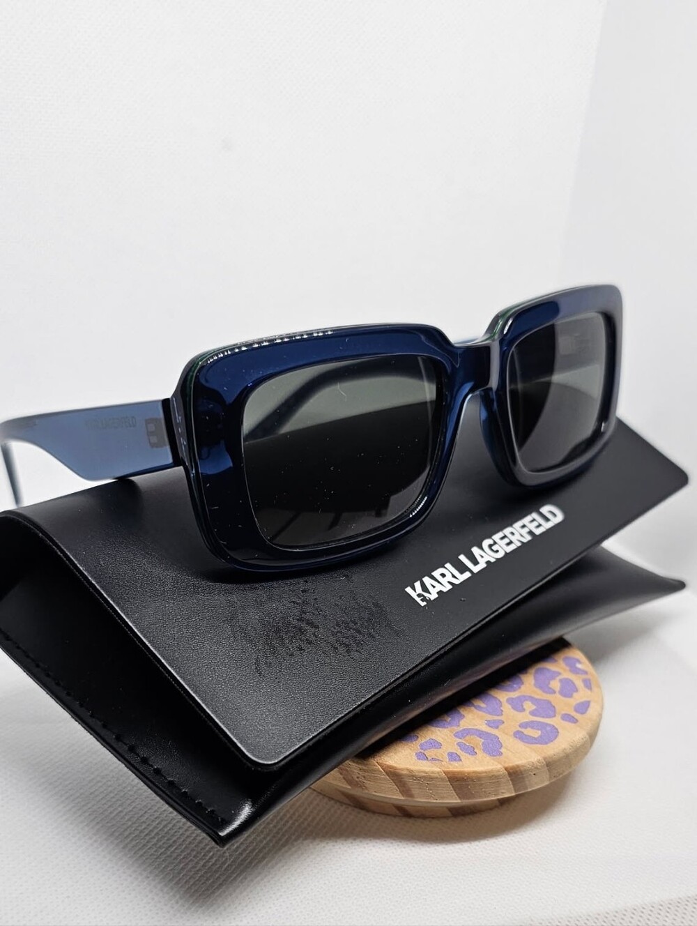 Karl Lagerfeld Unisex Square Sunglasses in Navy Blue Nwt / Case KL6101S